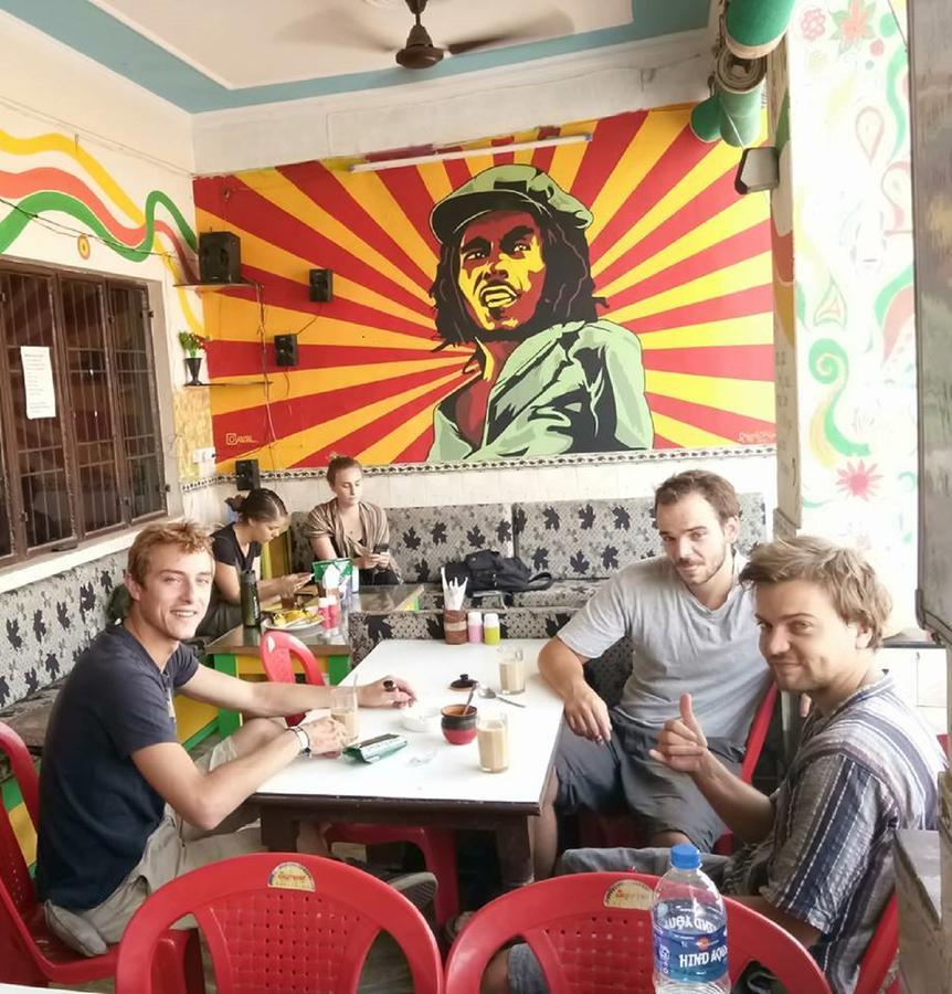 Backpacker Panda Friends - Agra Hostel Агра Екстериор снимка