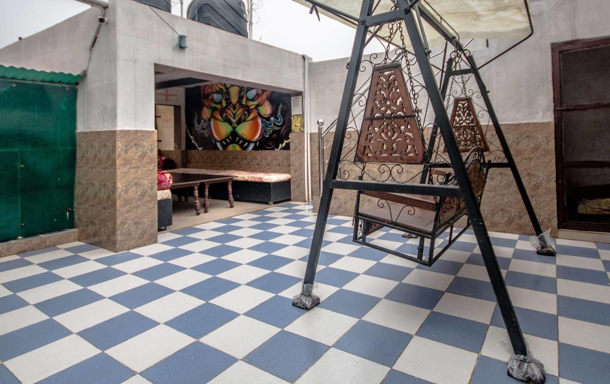 Backpacker Panda Friends - Agra Hostel Агра Екстериор снимка