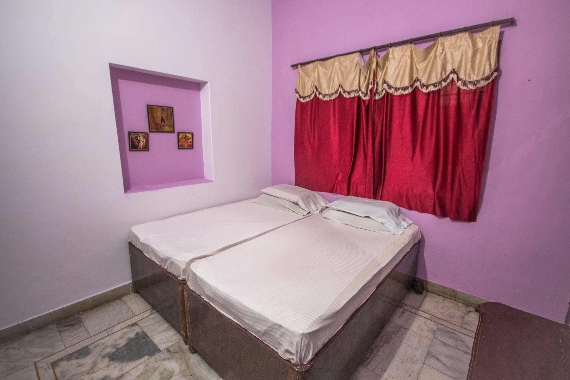 Backpacker Panda Friends - Agra Hostel Агра Екстериор снимка